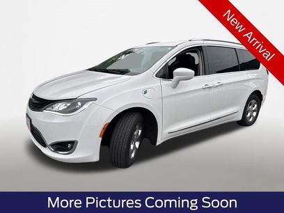 Used 2018 Chrysler Pacifica Touring-L