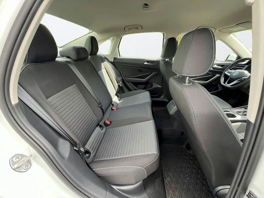 Certified 2025 Volkswagen Jetta S FWD image 28