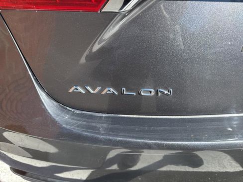 Used 2015 Toyota Avalon XLE Touring image 36