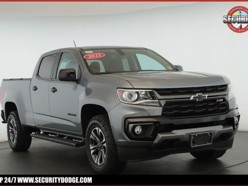 Used 2022 Chevrolet Colorado Z71 AWD/4WD image 1