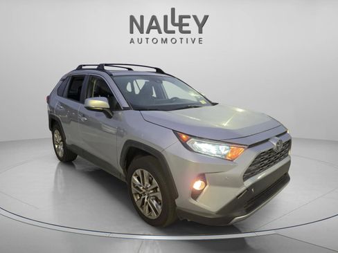 Used 2019 Toyota RAV4 Limited image 7