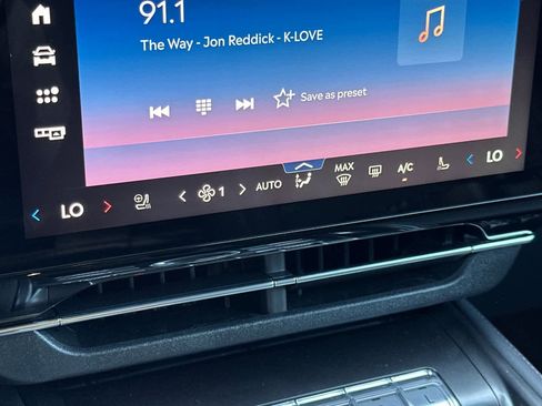 New 2026 Lincoln Nautilus Premier image 21