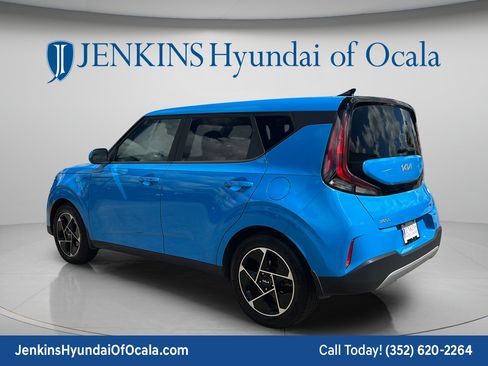 Used 2023 Kia Soul EX FWD image 5