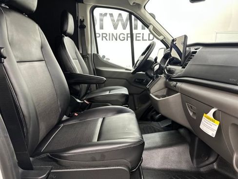 New 2026 Ford Transit 250 148 Medium Roof image 8
