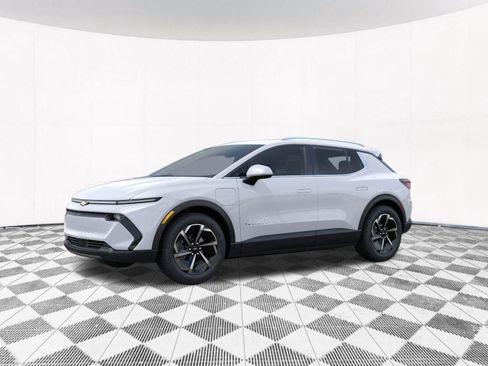 New 2026 Chevrolet Equinox EV LT image 6