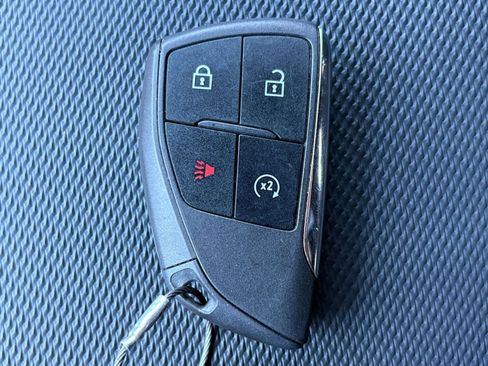 Used 2025 Chevrolet Equinox LT image 22