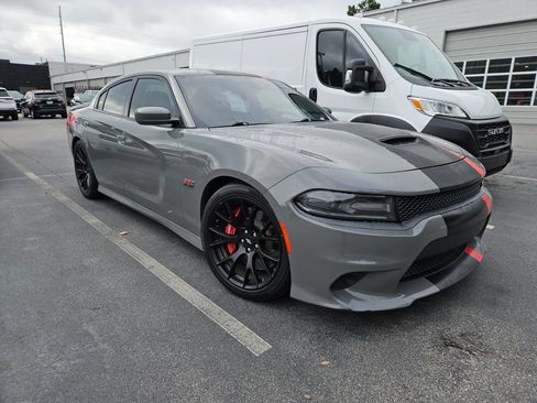 Used 2018 Dodge Charger R/T Scat Pack w/ Dynamics Package RWD image 5