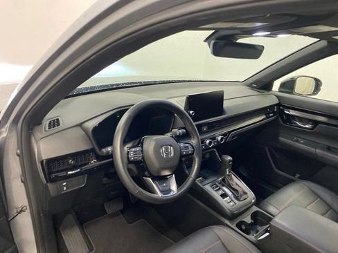 Used 2024 Honda CR-V Sport Touring image 7