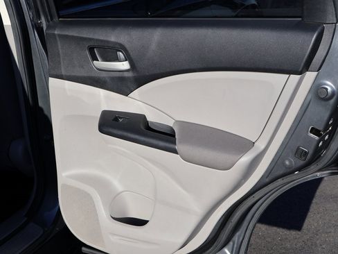 Used 2013 Honda CR-V LX image 14