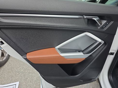 Used 2022 Audi Q3 2.0T Premium w/ Convenience Package image 59