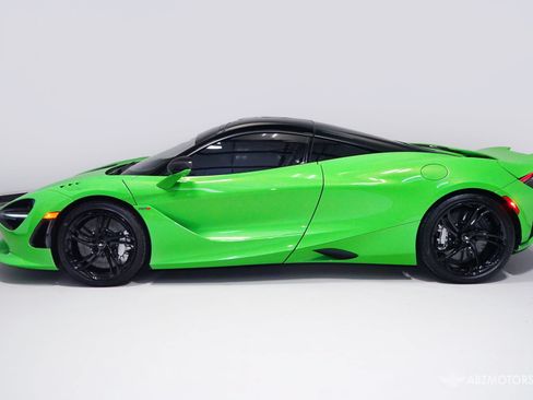 Used 2024 McLaren 750S RWD image 5