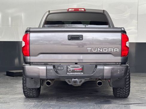 Used 2017 Toyota Tundra SR5 w/ SR5 Upgrade Package image 4