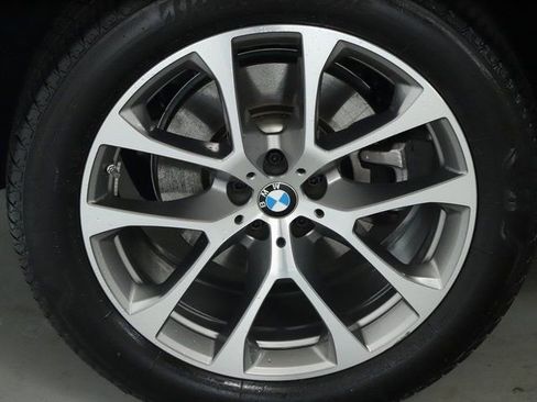 Certified 2024 BMW X5 xDrive40i w/ Premium Package image 12