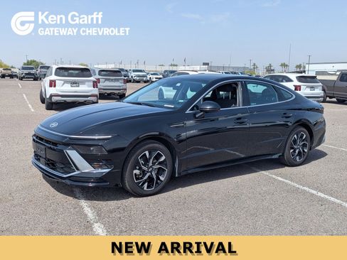Used 2024 Hyundai Sonata SEL image 1