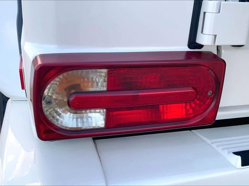 Used 2017 Mercedes-Benz G 63 AMG AMG G 63 image 25