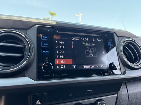 Used 2019 Toyota Tacoma TRD Sport RWD image 20