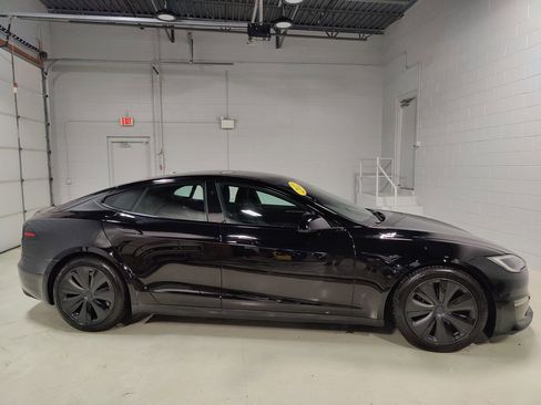 Used 2022 Tesla Model S image 5