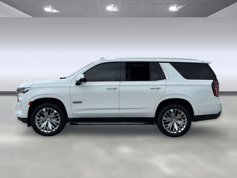 Used 2021 Chevrolet Tahoe LT w/ LT Signature Package RWD image 2