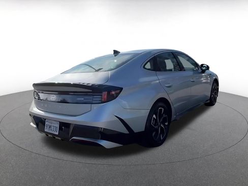Used 2025 Hyundai Sonata SEL FWD image 15