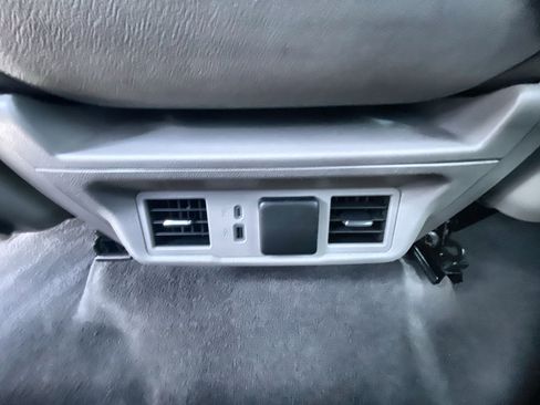Used 2024 GMC Sierra 1500 SLT AWD/4WD image 21