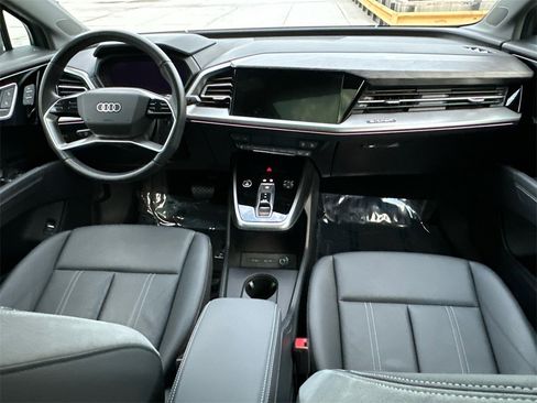 Used 2022 Audi Q4 e-tron Premium Plus w/ Premium Plus image 15