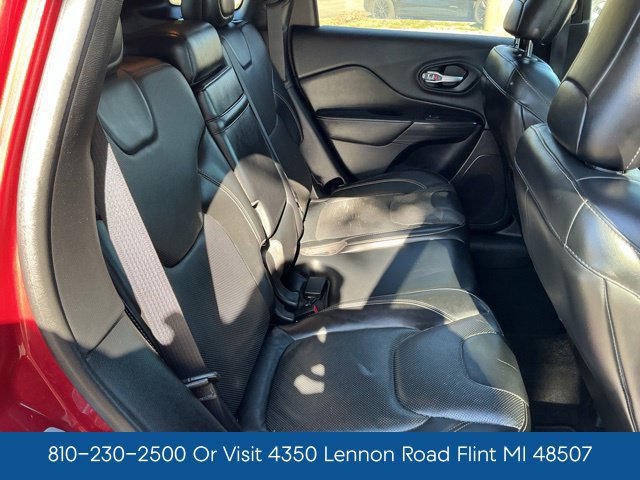 Used 2016 Jeep Cherokee Limited w/ Luxury Group AWD/4WD image 26