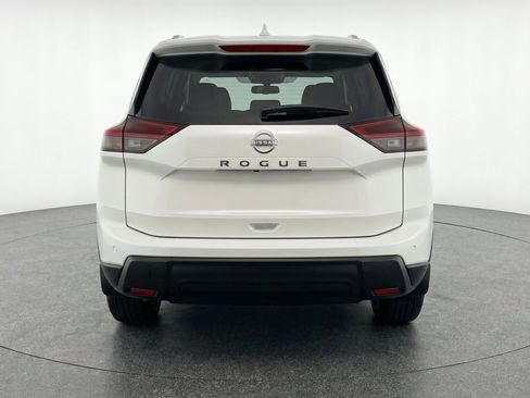 Used 2025 Nissan Rogue SV AWD/4WD image 7