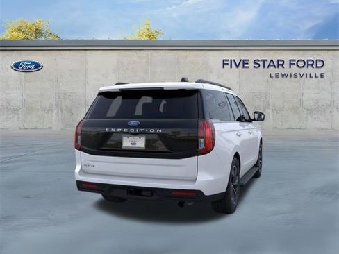 New 2026 Ford Expedition Active image 8
