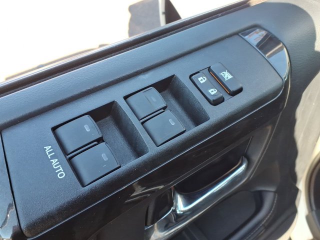 Used 2021 Toyota 4Runner Nightshade AWD/4WD image 19