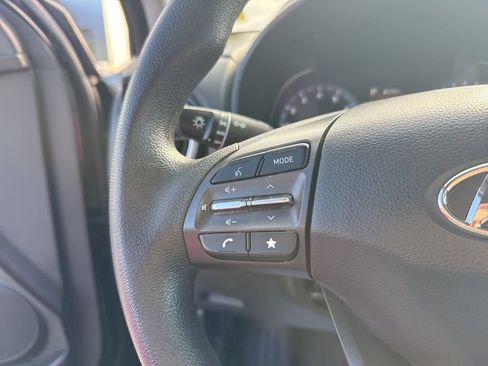 Used 2022 Hyundai Kona SEL image 17