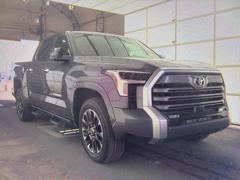 Used 2024 Toyota Tundra Limited w/ Power Package AWD/4WD image 2