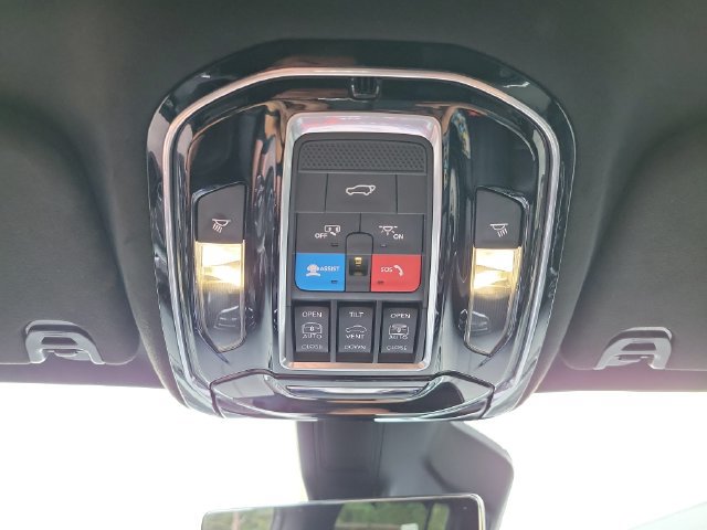 Used 2024 Jeep Grand Wagoneer L Series II w/ Quick Order Packagew 28T AWD/4WD image 30