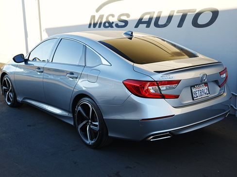 Used 2022 Honda Accord Sport image 6