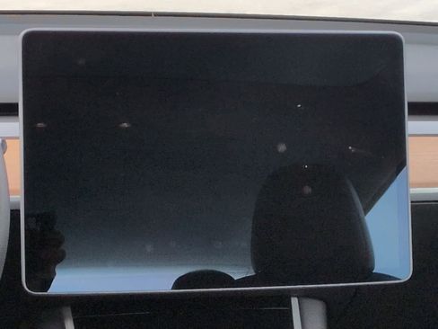 Used 2020 Tesla Model 3 Performance image 30