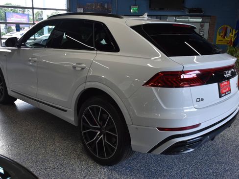 Used 2021 Audi Q8 Premium Plus AWD/4WD image 8