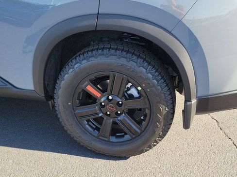 New 2026 Nissan Rogue SV AWD/4WD image 17