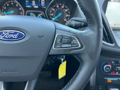 Used 2018 Ford Escape SEL AWD/4WD image 28
