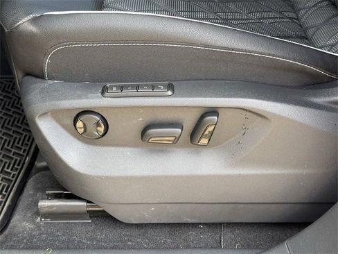 Used 2025 Volkswagen Atlas SEL Premium R-Line image 22