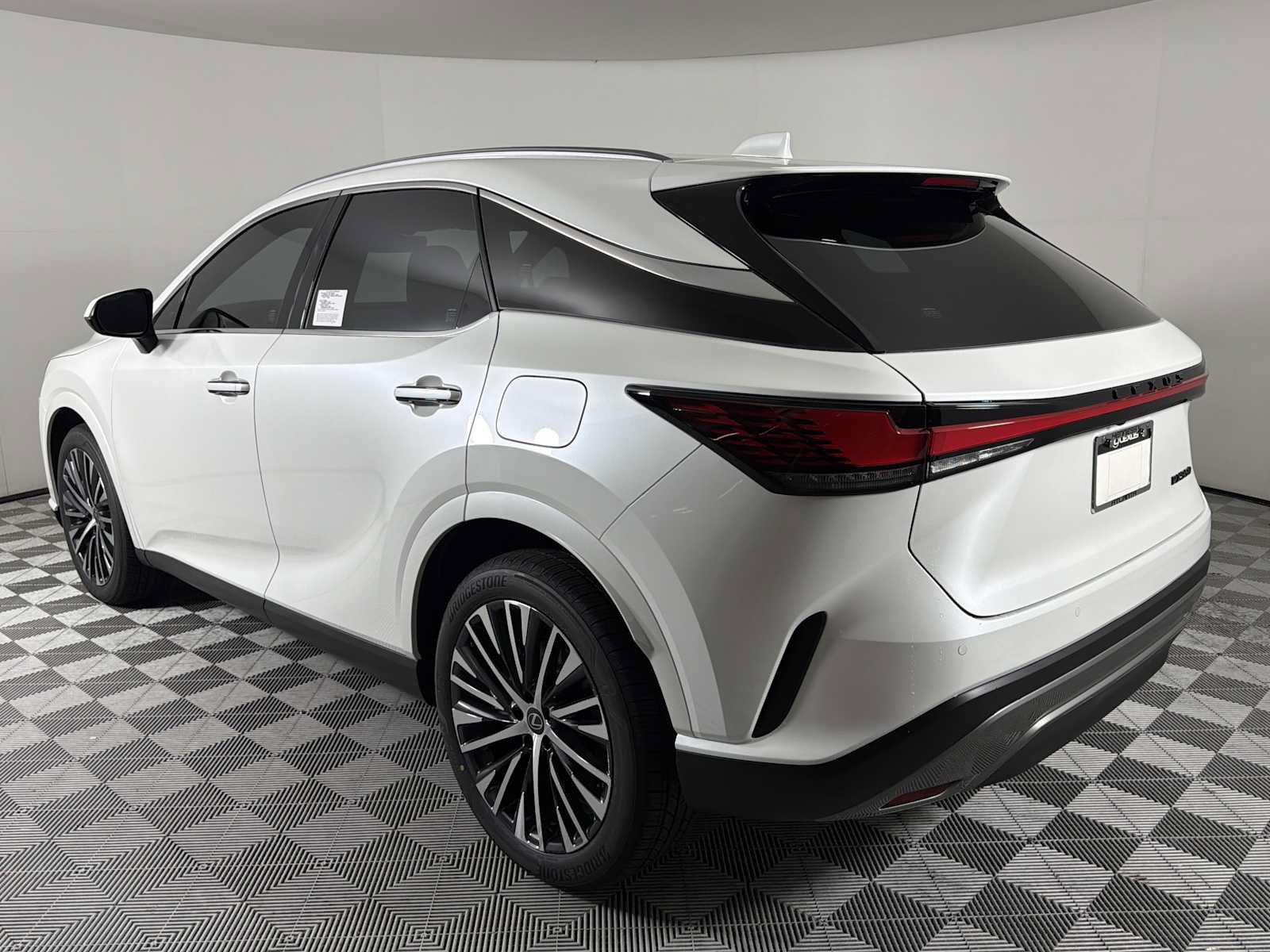 New 2026 Lexus RX 350 Premium Plus w/ Accessory Package (2T) FWD image 3
