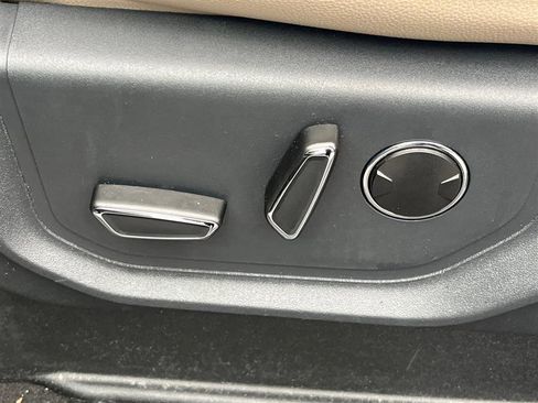 Used 2024 Ford Expedition Max Limited image 37