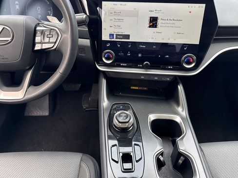 Used 2025 Lexus RZ 300e w/ Accessory Package (2T) image 28