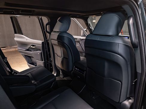 Used 2025 Lexus GX 550 w/ Cold Area Package image 25