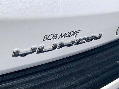Used 2023 GMC Yukon Denali Ultimate AWD/4WD image 8