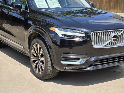 Used 2025 Volvo XC90 B6 Plus w/ Protection Package Premier image 11