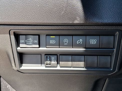 Used 2024 Toyota Tundra SR5 AWD/4WD image 28