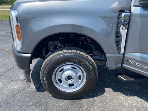 New 2025 Ford F250 XL image 17