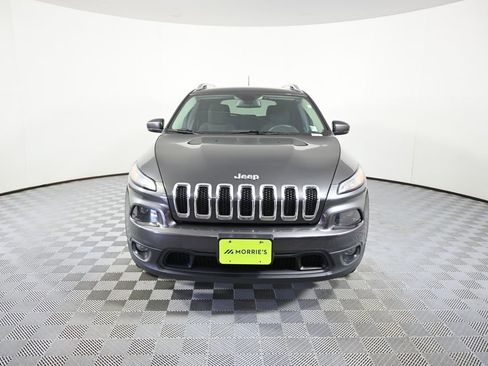 Used 2017 Jeep Cherokee Latitude w/ Safety/Convenience Group AWD/4WD image 10