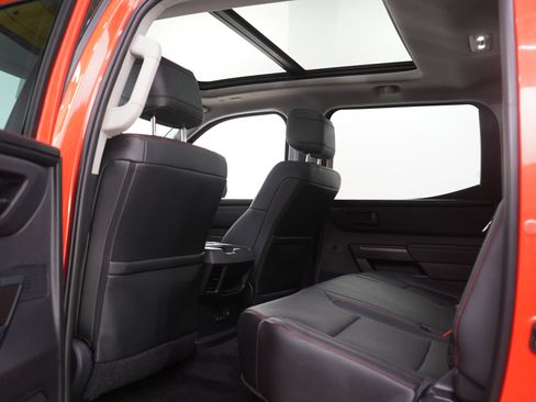 Used 2022 Toyota Tundra Limited AWD/4WD image 17