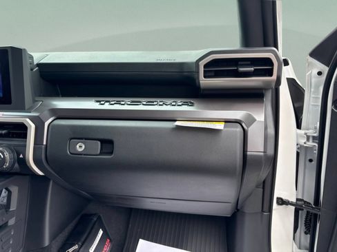 New 2026 Toyota Tacoma SR5 AWD/4WD image 27