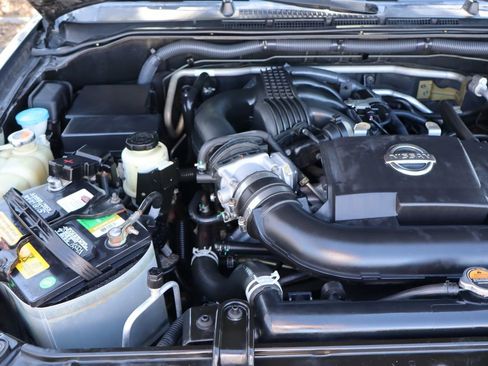 Used 2012 Nissan Xterra PRO-4X w/ Pro-4x Leather Pkg image 37